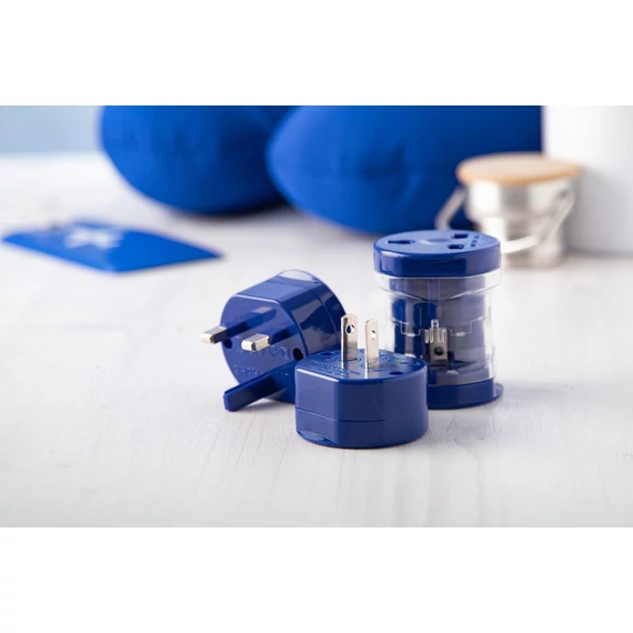 Tribox utazó adapter